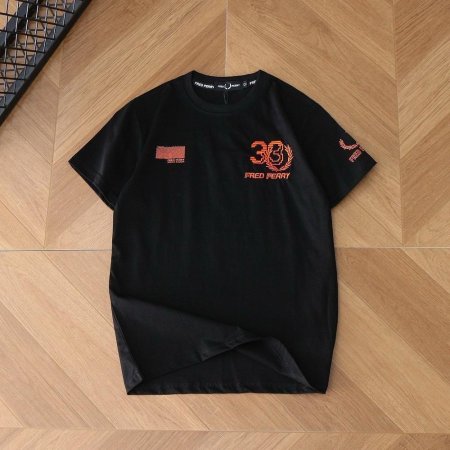 بلوزه فرد بيري