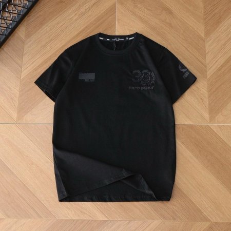 بلوزه فرد بيري