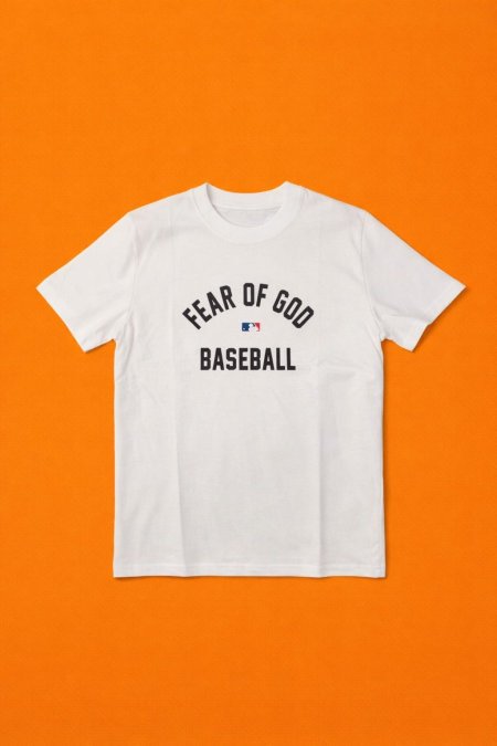 بلوزه ESSENTiALS اوفر سايز