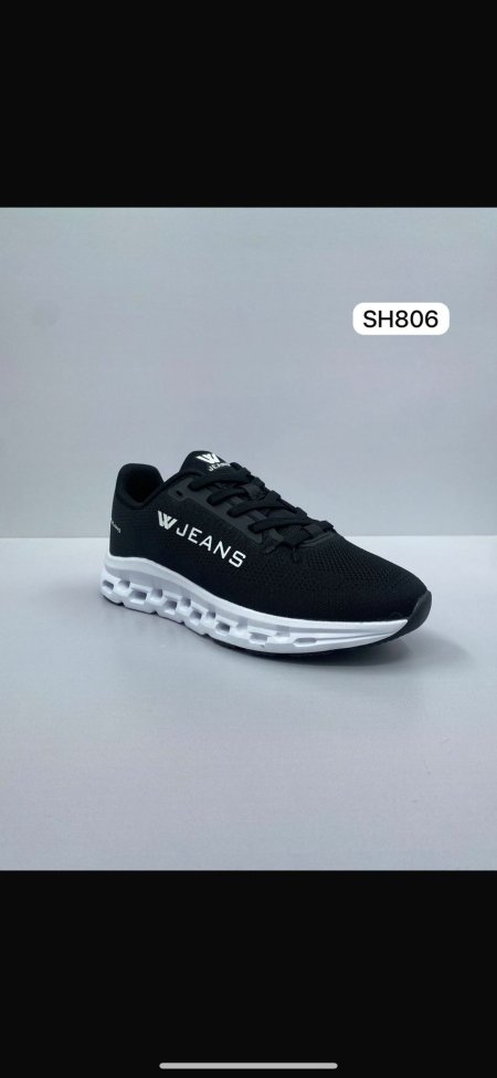 حذاء من ماركة W jeans جينز اصلي100%