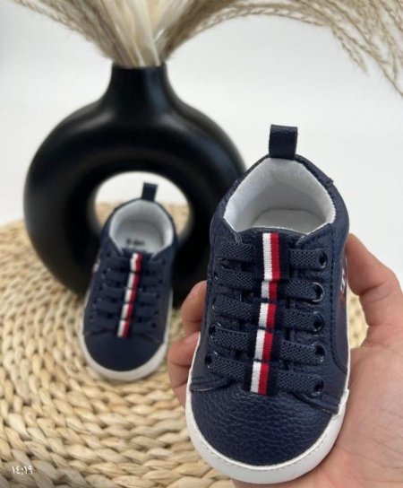 حذاء تومي بيبي حذاء تومي بيبي